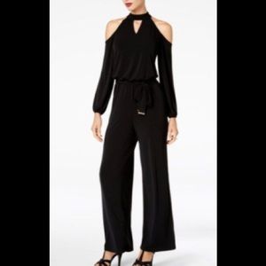 Cold-shoulder black jumpsuit - Size XL